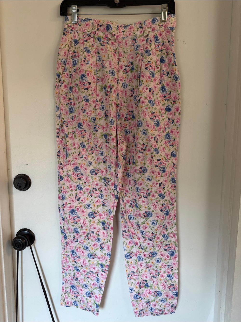 Vintage 90s pink floral tapered leg pants Liz sport size 6